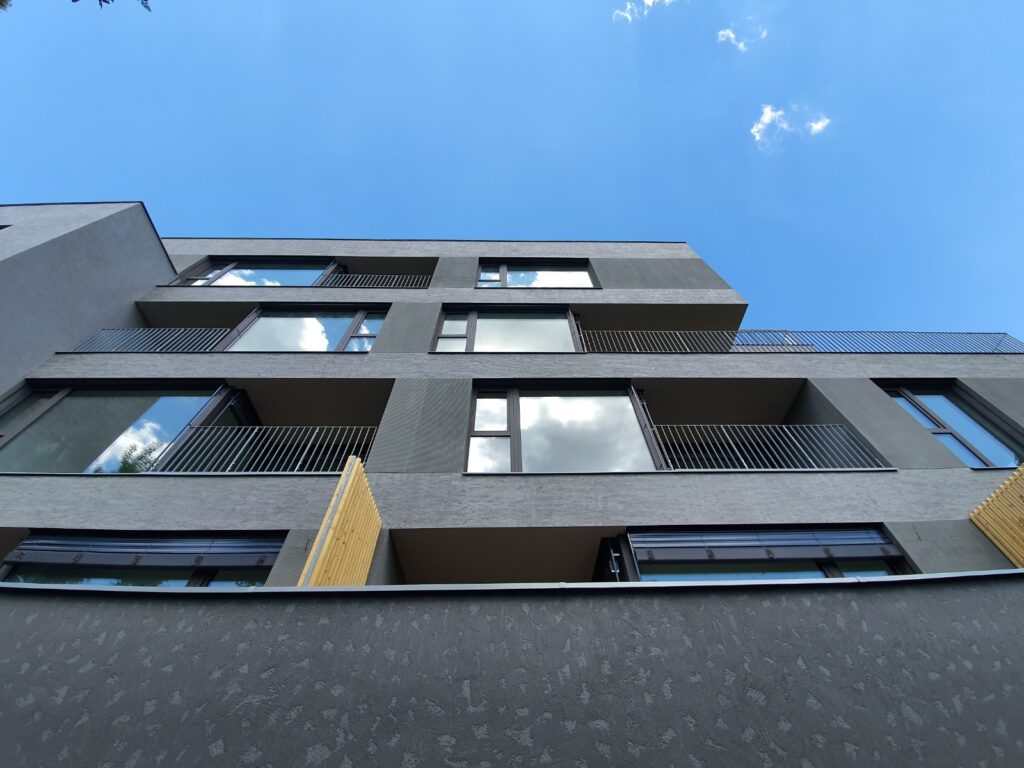 3c219d8f-3609-45de-a262-8699364b0e0d