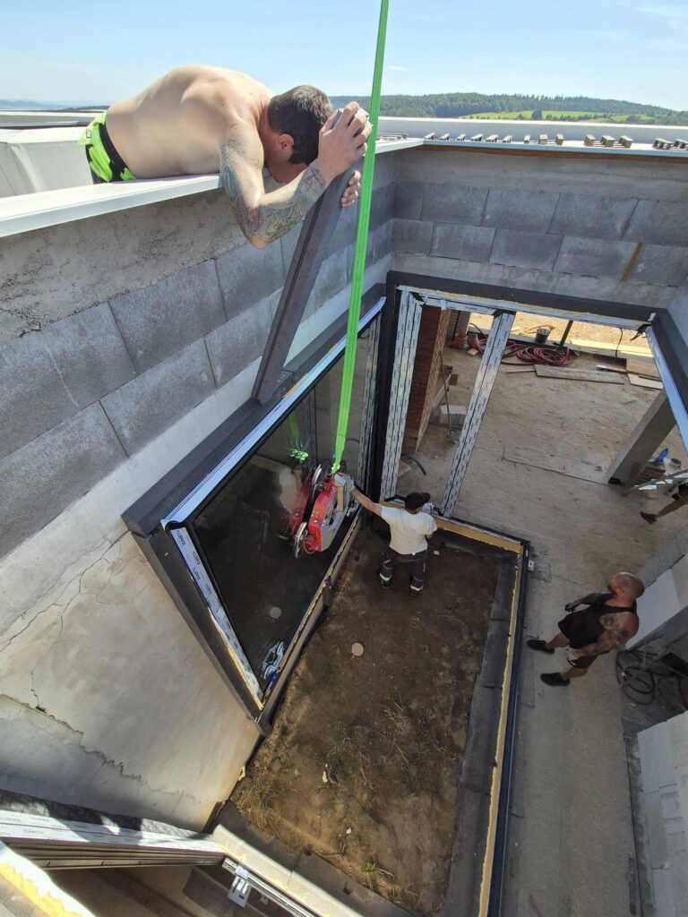 WhatsApp Image 2025-12-19 at 06.33.03 (2)