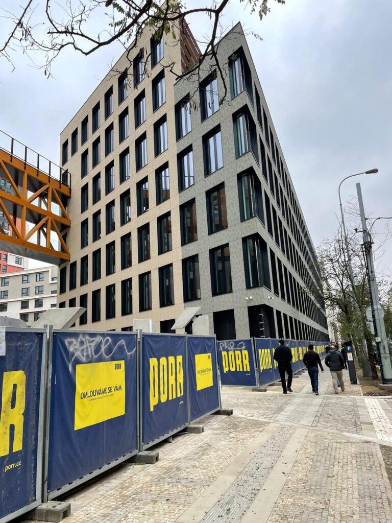 WhatsApp Image 2025-12-19 at 06.37.06 (8)